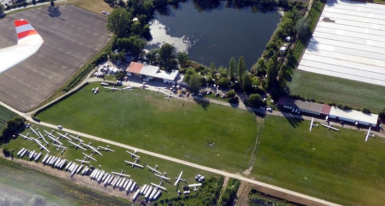 flugplatz flugplatz